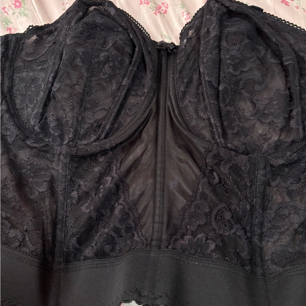 Vintage Elegant Black Lace Bustier